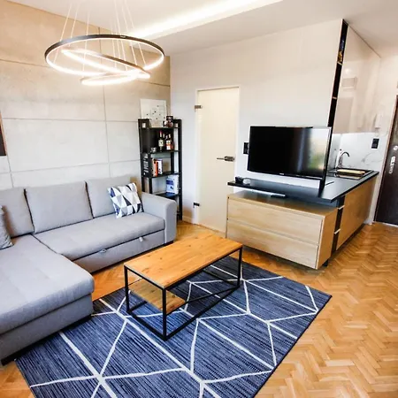 Nowolipki Studio, Center Skyline View - Warsawstay Apartment