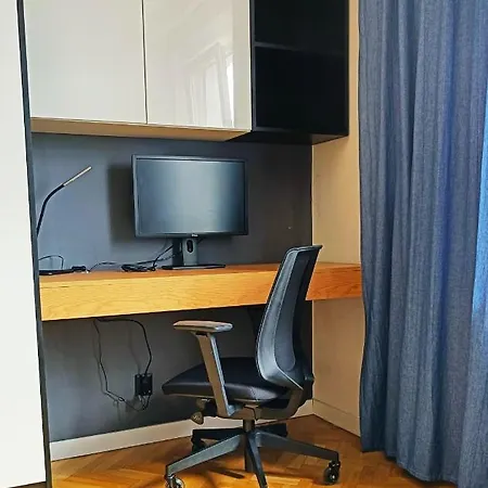 Nowolipki Studio, Center Skyline View - Warsawstay Apartment